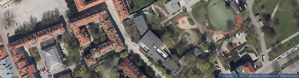 Zdjęcie satelitarne Warszawskie Centrum Innowacji Edukacyjno-Społecznych i Szkoleń