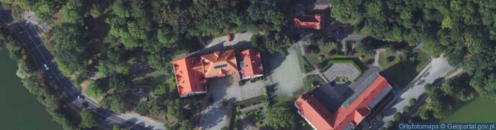 Zdjęcie satelitarne Technikum Architektury Krajobrazu Zsa Człuchów