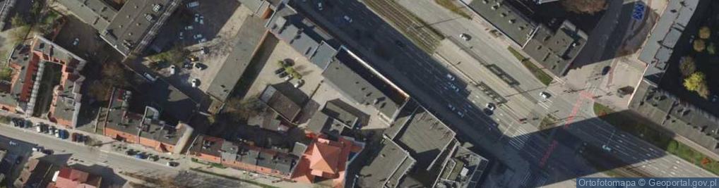 Zdjęcie satelitarne Trójmiejskie Centrum Tłumaczeń i Rejestracji Pojazdów