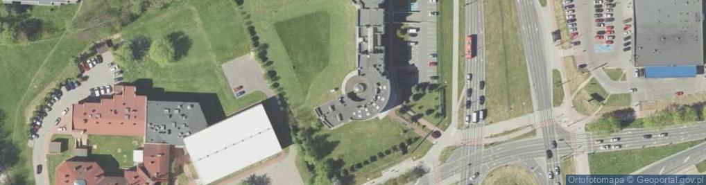 Zdjęcie satelitarne Uniwersytet, Szkoła Wyższa, Wyższa Szkoła Społeczno-Przyrodnicz