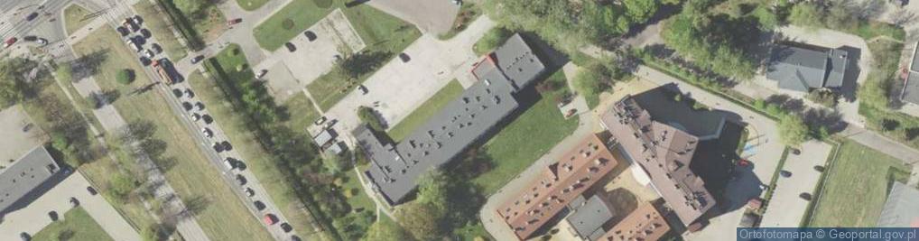 Zdjęcie satelitarne Uniwersytet, Szkoła Wyższa