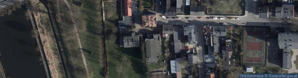 Zdjęcie satelitarne Wyższa Szkoła Humanistyczna