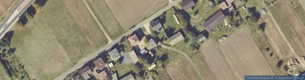 Zdjęcie satelitarne Auto Naprawa Cisew 107a