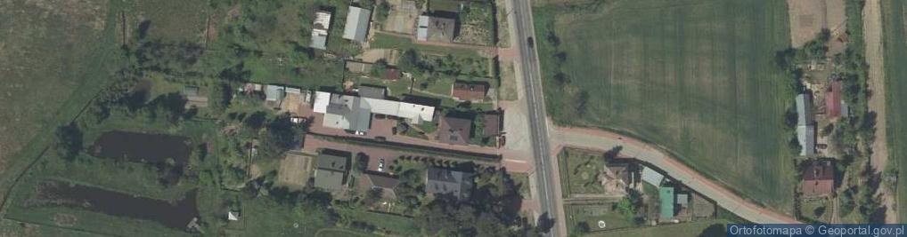 Zdjęcie satelitarne Warsztat samochodowy. Sklep motoryzacyjny. Szawara Jan