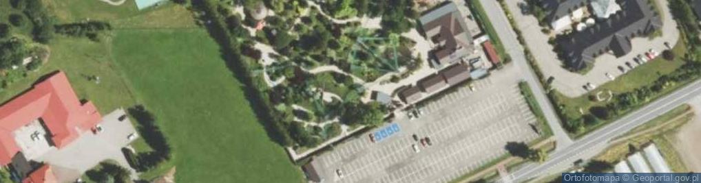 Zdjęcie satelitarne Dinolandia - Park Dinozaurów i Rozrywki