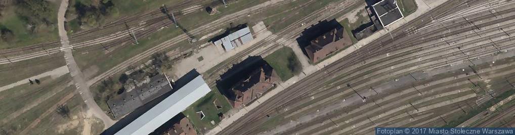Zdjęcie satelitarne Zespół budynków stacji postojowej Warszawa - Szczęśliwice