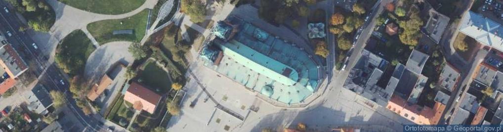 Zdjęcie satelitarne Bazylika Wniebowzięcia Najświętszej Marii Panny i św. Wojciecha