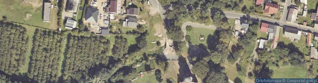 Zdjęcie satelitarne Klasztor i kościół św. Michała Archanioła