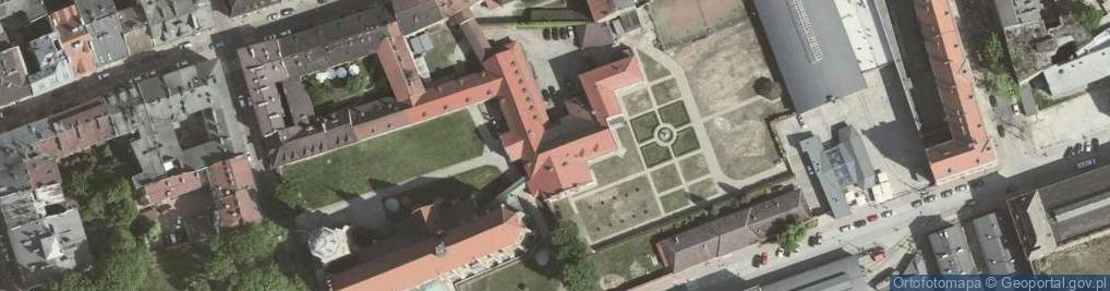 Zdjęcie satelitarne Klasztor Kanoników Regularnych Lateranskich