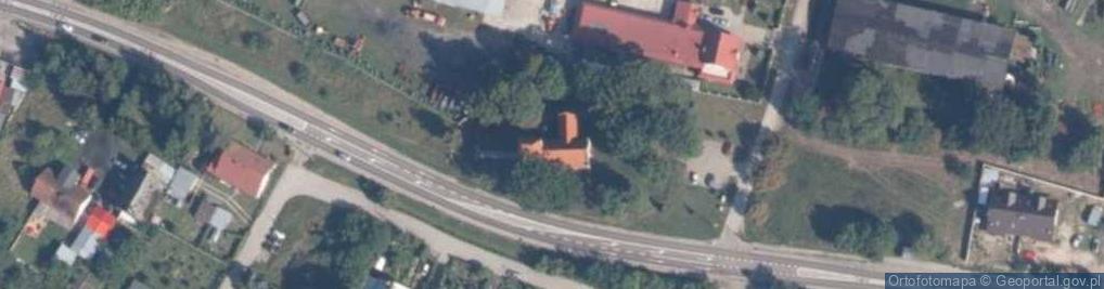Zdjęcie satelitarne Kościół Św. Jana Chrzciciela i św. Mikołaja