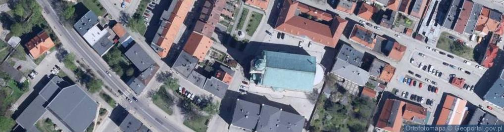Zdjęcie satelitarne kościół św. Michała Archanioła