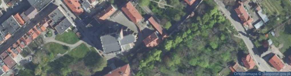 Zdjęcie satelitarne Zabytek sakralny