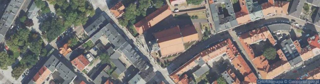 Zdjęcie satelitarne Zabytek sakralny