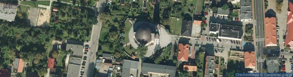 Zdjęcie satelitarne Zespół kościelny poewangelicki