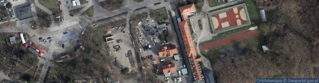 Zdjęcie satelitarne Usługi Pogrzebowe Zieleń Miejska