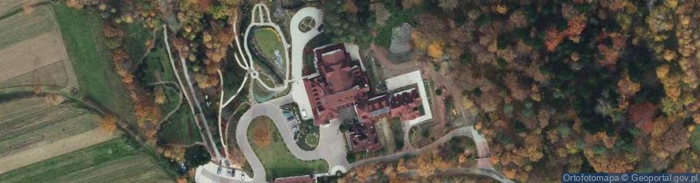 Zdjęcie satelitarne Klasztor sióstr Zawierzenia w Bliznem
