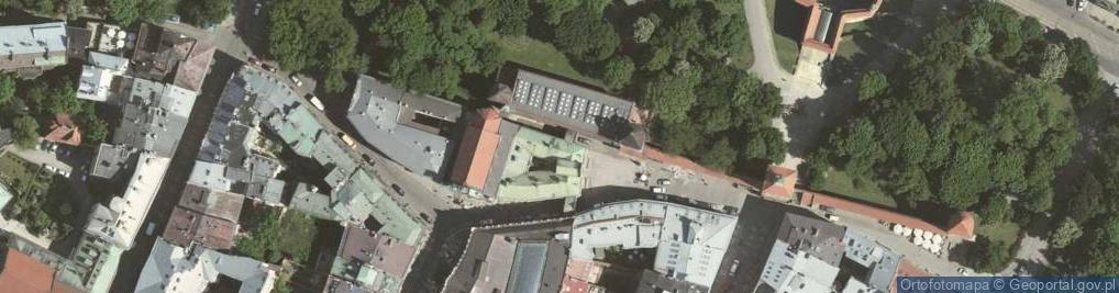 Zdjęcie satelitarne 0042 Arsenal & Carpenters' & Joiners' Towers