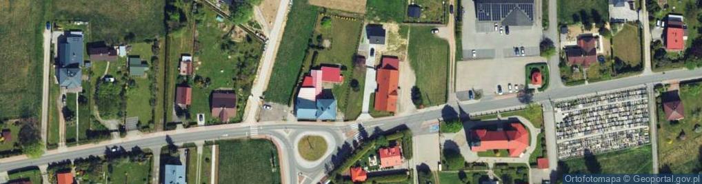 Zdjęcie satelitarne A fire engine and firefighters of OSP Buczkowice