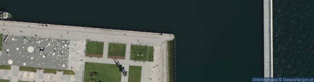 Zdjęcie satelitarne Aleja Statków Pasażerskich, tablica MV Constellation