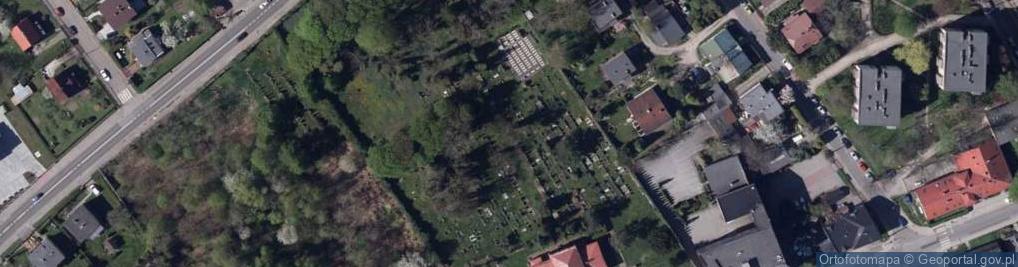 Zdjęcie satelitarne Arzt family grave