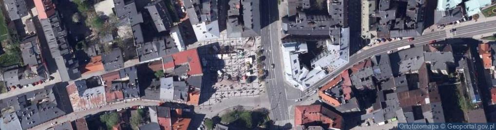 Zdjęcie satelitarne Bielsko-Biała, Bolesław Chrobry Square, montage