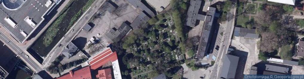 Zdjęcie satelitarne Bielsko-Biała, cmentarz Piłsudskiego mapa