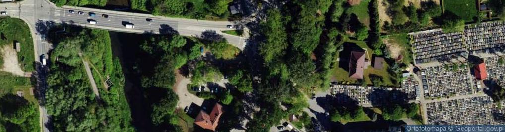 Zdjęcie satelitarne Bielsko-Biała, Komorowice kościoły 1930