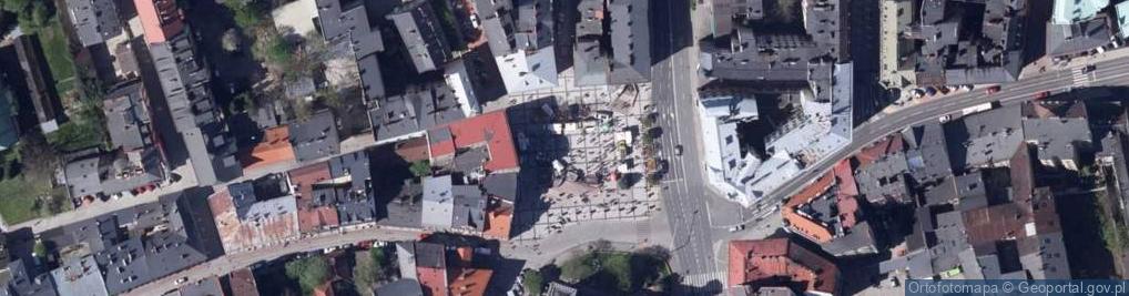Zdjęcie satelitarne Bielsko-Biała, pl. Chrobrego, fontanna
