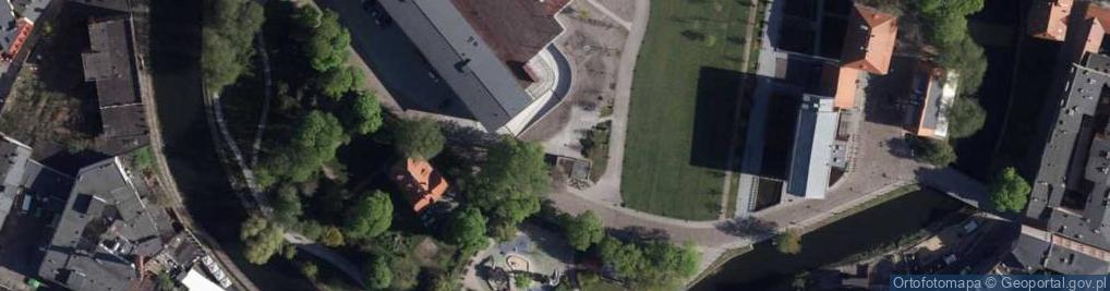 Zdjęcie satelitarne Bydgoszcz Katedra zmierzch