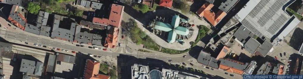 Zdjęcie satelitarne Bytom - Kościół pw. Świętej Trójcy 02