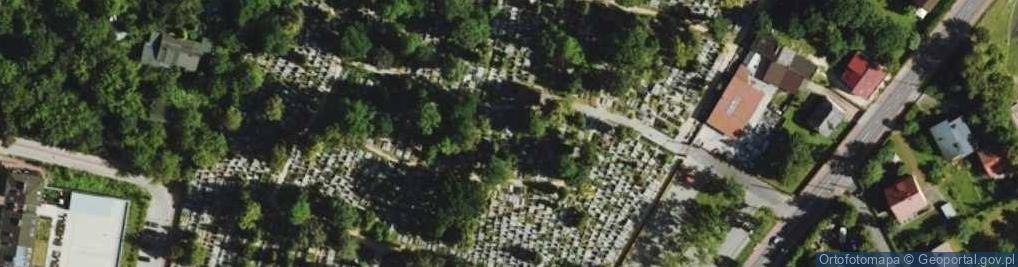 Zdjęcie satelitarne Cmentarz w Brwinowie, Piotr Marylski