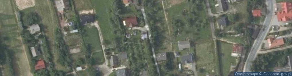 Zdjęcie satelitarne Dziekanowice (pow myślenicki)-kosciol ss Mikolaja i M Magd