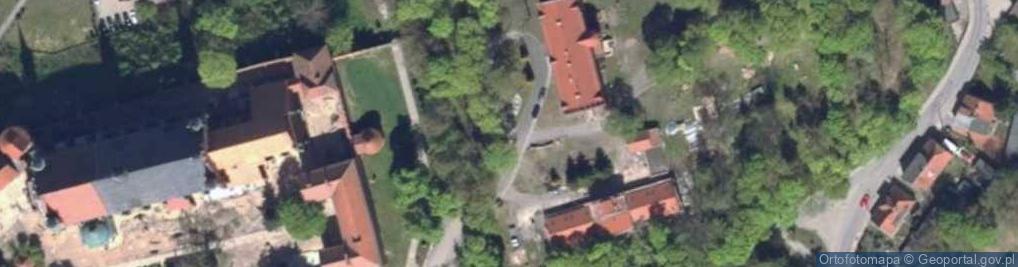 Zdjęcie satelitarne Frombork - Katedra - Portal wejściowy edited