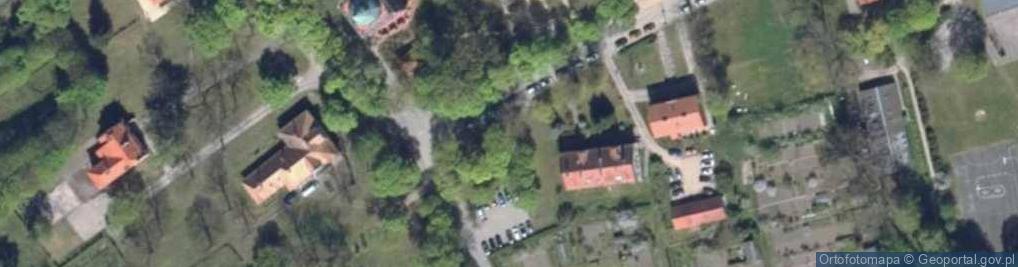 Zdjęcie satelitarne Frombork mury wzgorza kat z boku