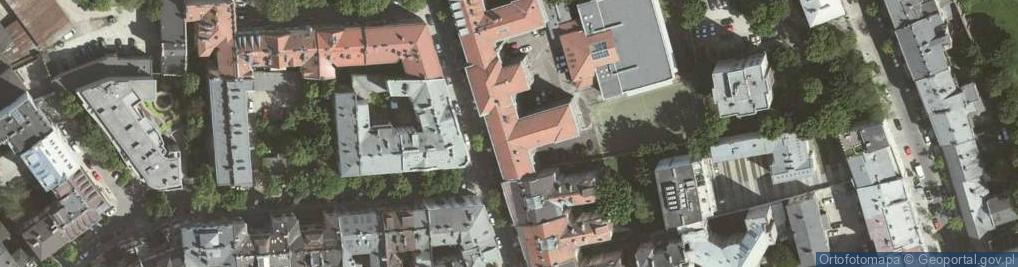 Zdjęcie satelitarne II LO w Krakowie korytarz 2