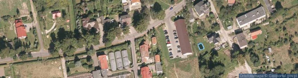 Zdjęcie satelitarne Janowice Wielkie, kościół Chrystusa Króla i Wniebowzięcia NMP