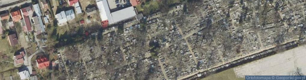 Zdjęcie satelitarne Jaroslaw stary cmentarz kaplica
