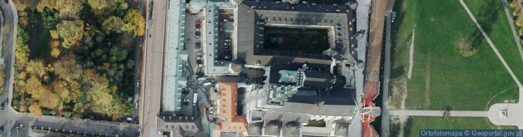 Zdjęcie satelitarne Jasna Góra - mosaic 01-removed from the wall