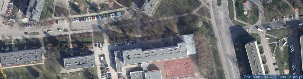Zdjęcie satelitarne Kołobrzeg - szkoła podstawowa nr 8