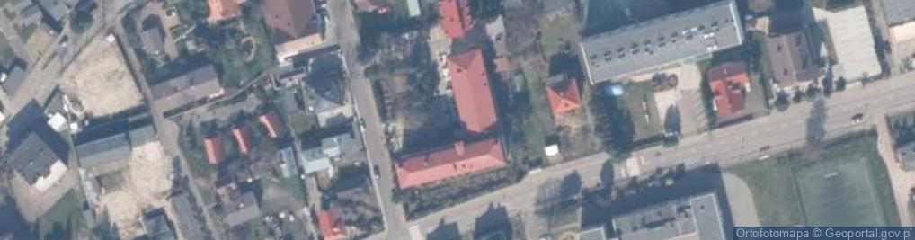 Zdjęcie satelitarne Kościół neogotycki Ustronie Morskie 20100801 02