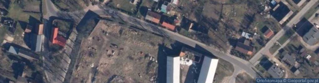 Zdjęcie satelitarne Kosciol w Swieciechowie