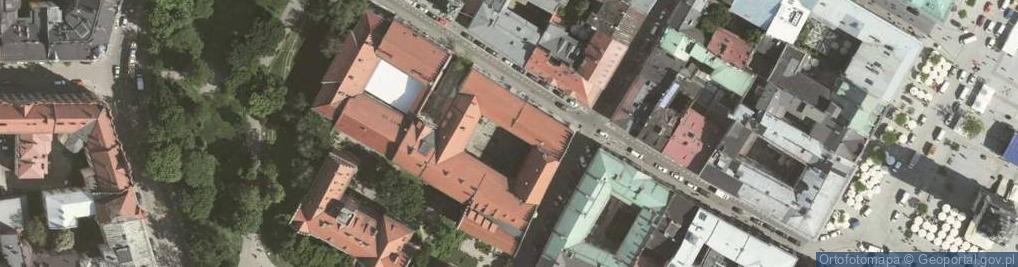 Zdjęcie satelitarne Krakov, Stare Miasto, Jagellonská univerzita, schodiště