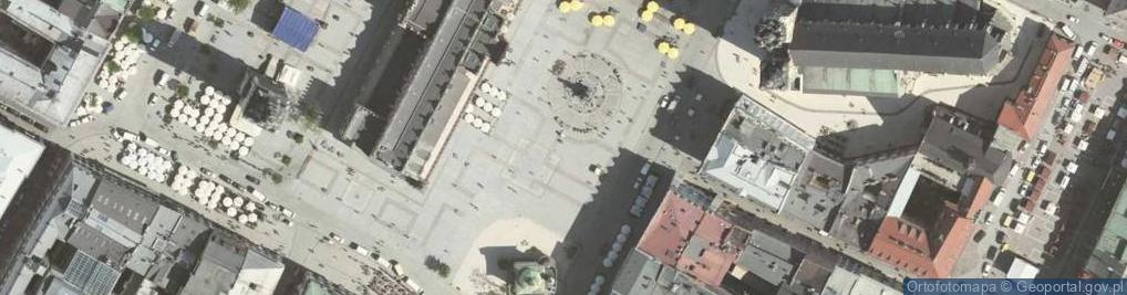 Zdjęcie satelitarne Krakov, Stare Miasto, Rynek, Mickiewiczův pomník