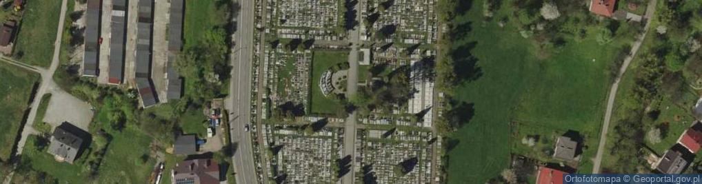 Zdjęcie satelitarne Krucyfiks-cmentarz-komunalny-Cieszyn