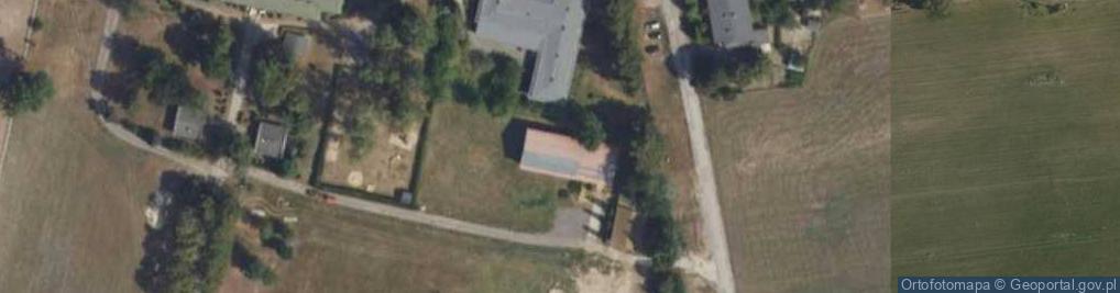 Zdjęcie satelitarne Laski swimming pool