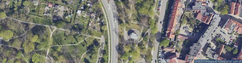 Zdjęcie satelitarne Lipa na os. Kruczkowskiego