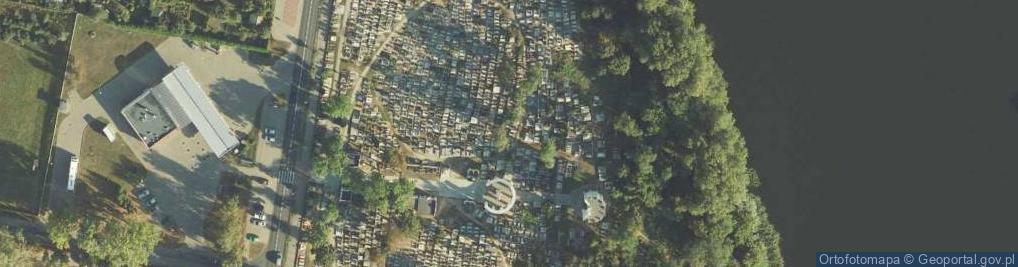 Zdjęcie satelitarne Mogilno domy na rynku