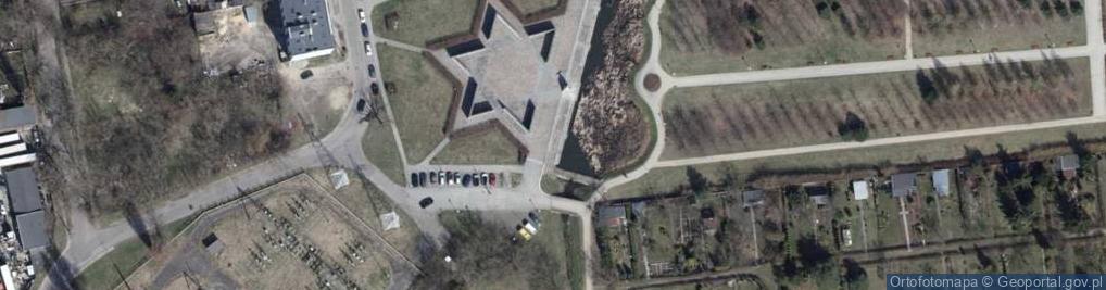Zdjęcie satelitarne Park Ocalałych Pomnik Polaków ratujących Żydów Łódź