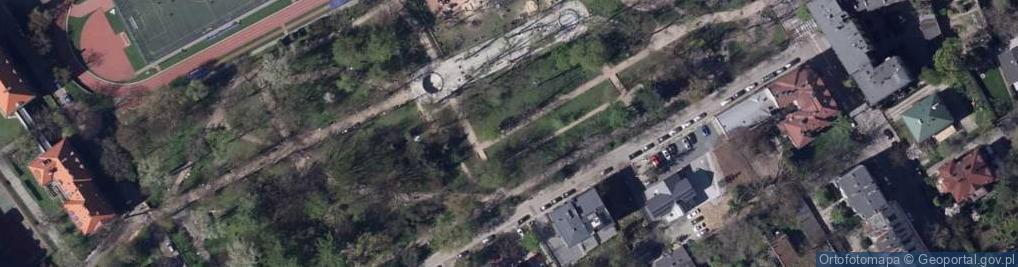 Zdjęcie satelitarne Park Słowackiego i Bielskie Centrum Kultury