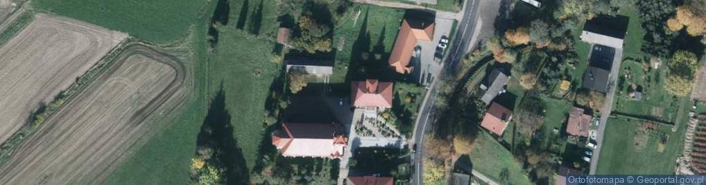 Zdjęcie satelitarne POL Międzyrzecze Górne Budynek parafii EA